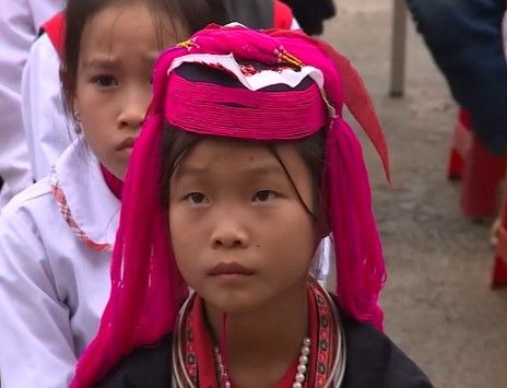 Giáo viên của những bản nghèo vùng sâu 
