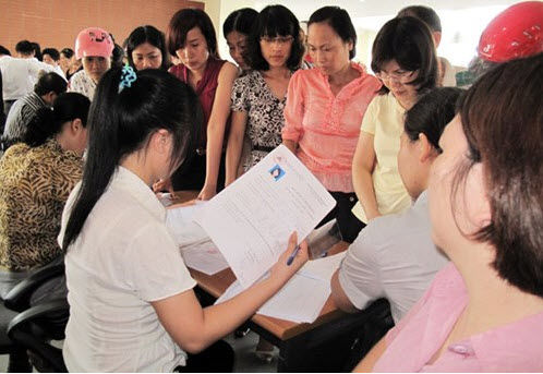 Hồ sơ xét tuyển lớp 6 "cháy" hàng