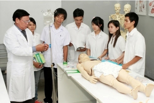 Khối đại học Y, dược "siết" chỉ tiêu tuyển thẳng