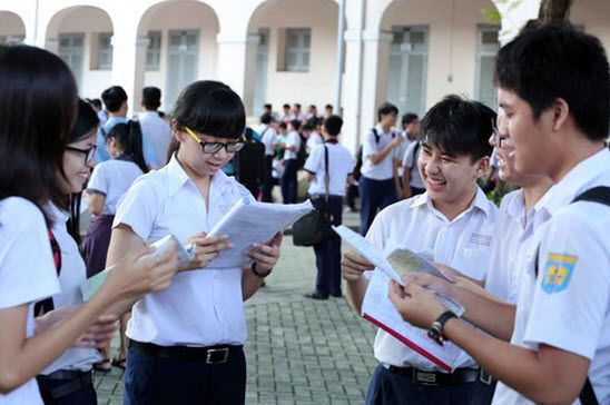 Hơn 70.000 thí sinh tại TP.HCM thi xong môn Ngữ Văn lớp 10