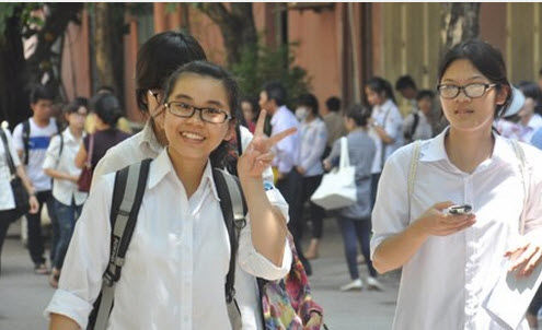 Chuyển thí sinh của 3 huyện, thị xã tỉnh Phú Yên về dự thi tại Bình Định