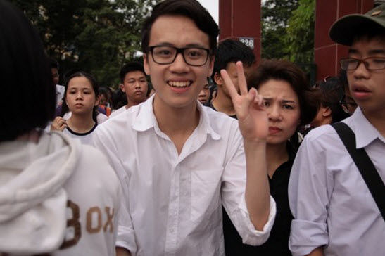 Điểm chuẩn vào lớp 10 trường chuyên Khoa học Tự nhiên