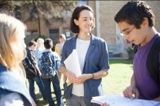 Nên chọn học IB hay A-Levels?