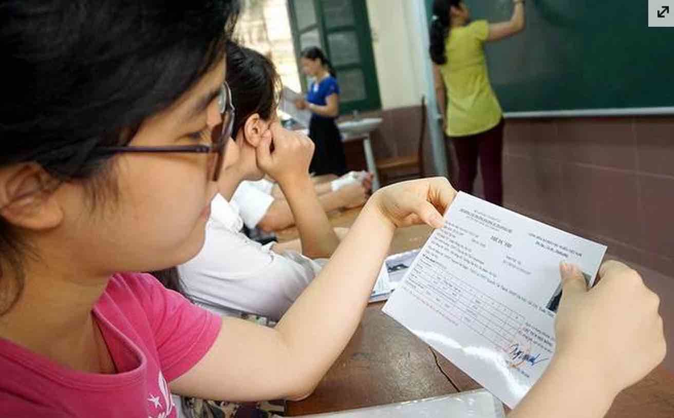Tổng hợp tin tức trong ngày làm thủ tục dự thi tốt nghiệp THPT 2015