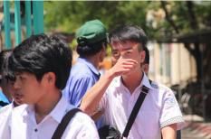 Nhiều thí sinh vắng mặt và bị đình chỉ thi môn Toán