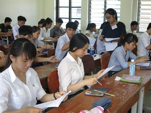 Phổ điểm trải đều, các trường thuận lợi xét tuyển