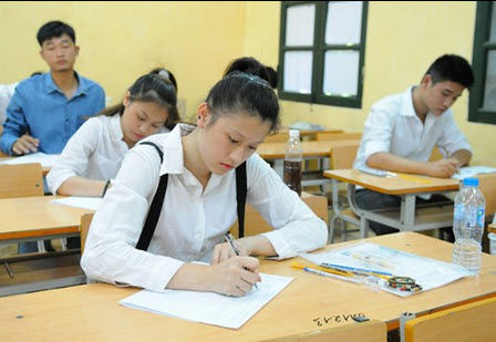 Giao quyền tự chủ thi cử cho trường