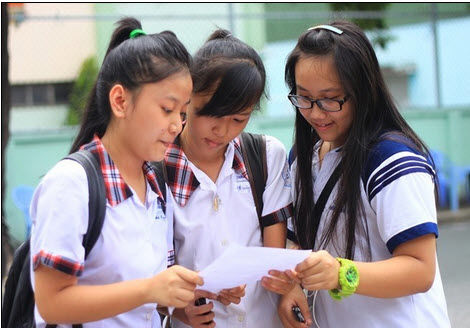 Vì sao điểm chuẩn lớp 10 ở Hà Nội và TP.HCM tăng?