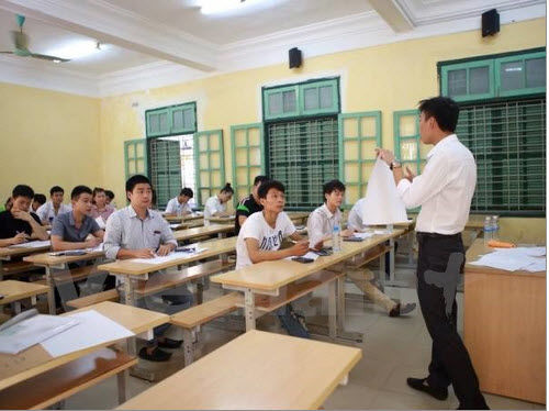 Bộ Giáo dục khẳng định không có độc quyền trong công bố điểm thi THPT