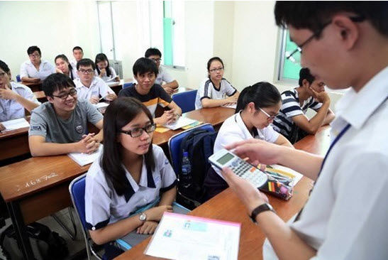 Cộng đồng mạng "nóng" trước việc xem điểm thi khó khăn