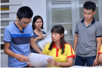 Nhiều trường xét tuyển từ điểm sàn