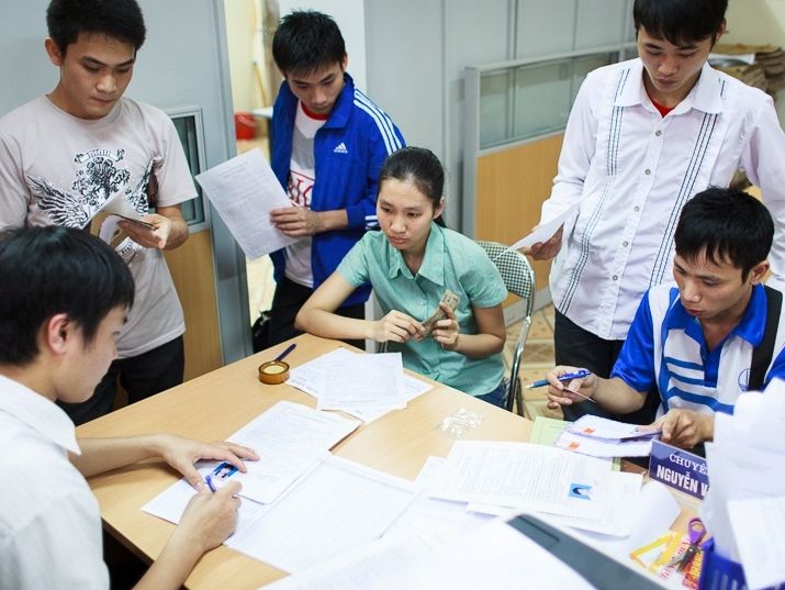 Tuyển sinh ĐH: 5 điều cần "bôi đỏ" trong hồ sơ