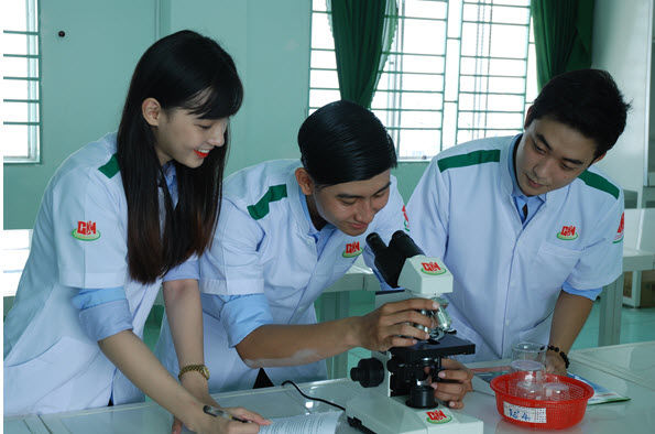 Trường Cao đẳng Kinh tế - Kỹ thuật miền Nam: Đào tạo Dược sỹ đáp ứng nhu cầu xã hội