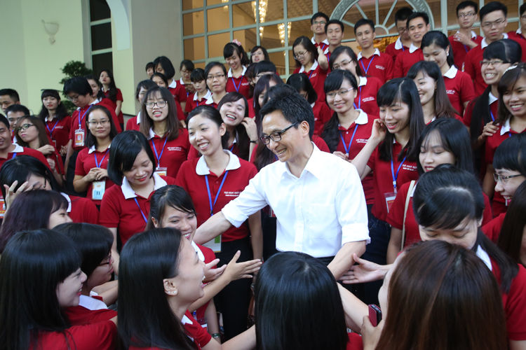 Phó thủ tướng Vũ Đức Đam: Tấm bằng ĐH mới chỉ là sự khởi đầu