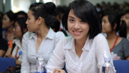Nhiều trường đại học tiếp tục công bố điểm chuẩn