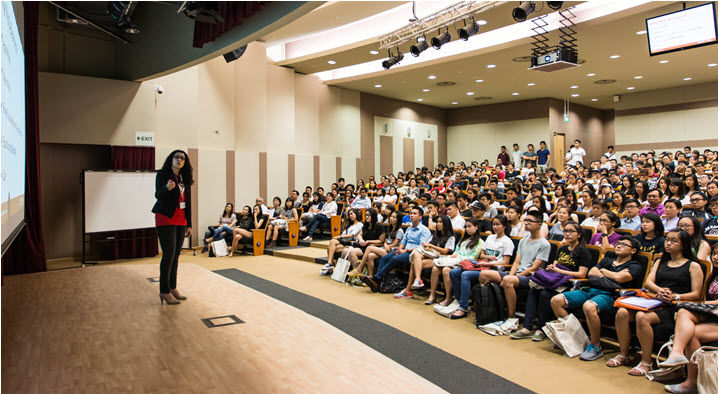 5&6/9: Báo cáo học bổng và trợ giúp tài chính Cử nhân NUS tại TP.HCM