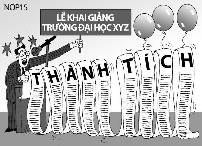 Khai giảng đại học cũng quá khổ