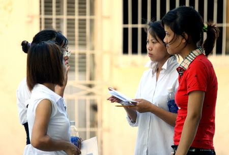 Chuẩn bị kỳ thi 2016: Cần sửa lỗi trong phương án thi cũ