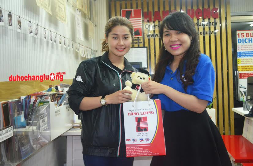 Giải pháp tiết kiệm chi phí du học Singapore