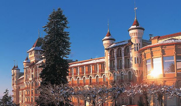 Hội thảo 4 trường đại học Quản trị du lịch Khách sạn lớn nhất Thụy Sĩ