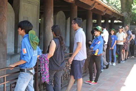 Môn Lịch sử: Các giáo sư hãy bình tĩnh!