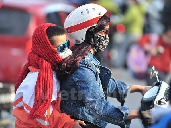 Học sinh Hà Nội nghỉ học hàng loạt vì trời quá rét