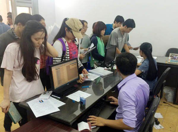 ĐH-CĐ 2016: Tung học bổng \"khủng\" hàng tỉ đồng hút thí sinh