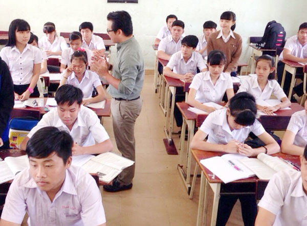 Kỳ thi THPT Quốc gia 2016: Vất vả chờ vượt rào!