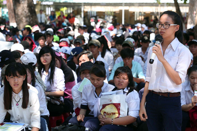 Có phải đổi CMND sang thẻ căn cước công dân khi đăng ký dự thi?
