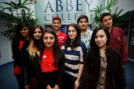 Phỏng vấn học bổng 50% học phí Abbey DLD Colleges