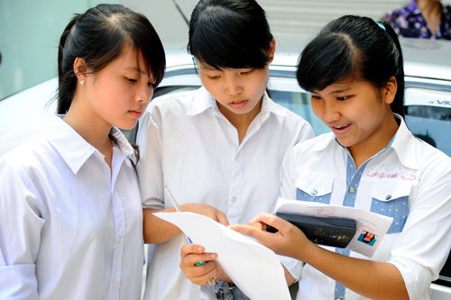 Kỳ thi THPT Quốc gia 2016: Cụm thi địa phương dễ làm bài hơn?