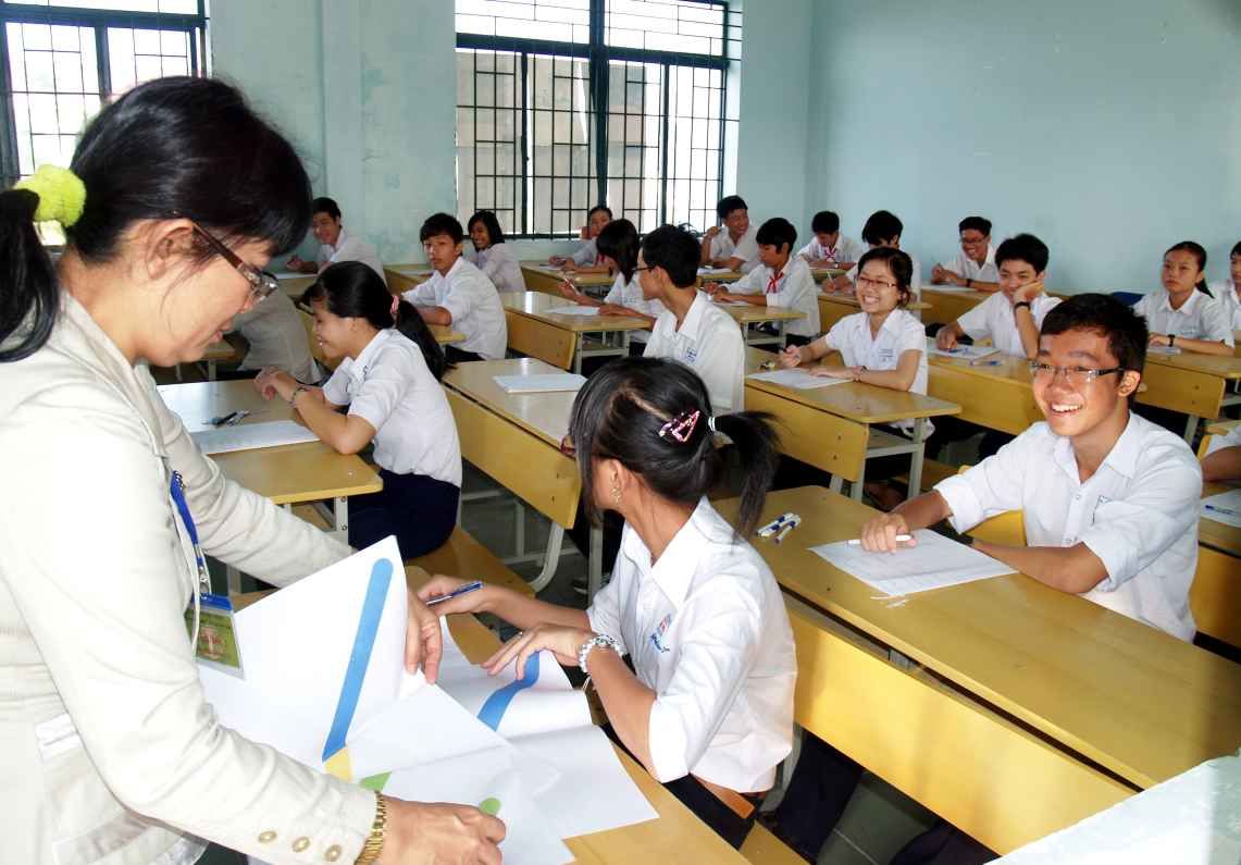 Kỳ thi THPT Quốc gia: Hàng vạn thí sinh không phải đổ về Hà Nội