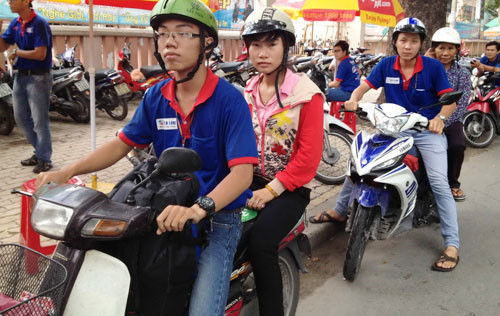 Nhiều tỉnh bố trí xe đưa đón thí sinh