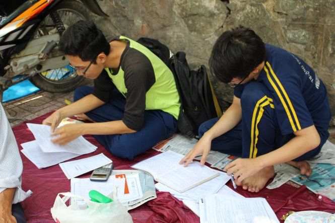 Chiều thi Vật lý, thí sinh lo phần dòng điện xoay chiều