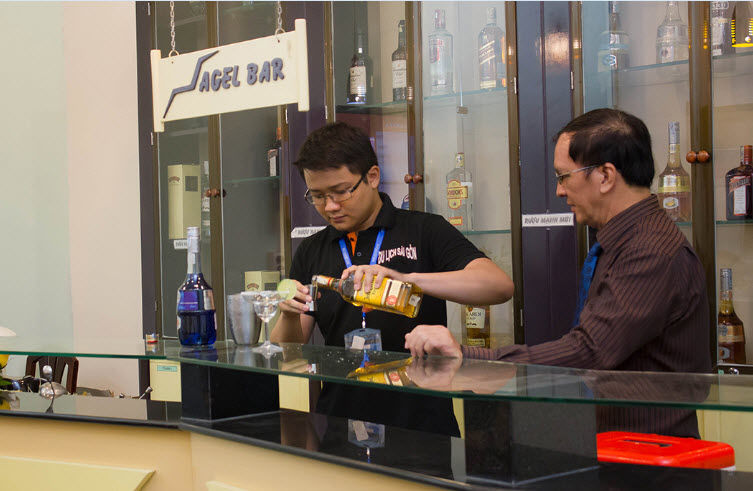 Theo nghề du lịch: Thỏa đam mê, nhiều cơ hội