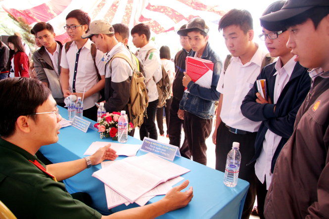 Ngưỡng điểm nhận hồ sơ đăng ký xét tuyển khối trường quân đội năm 2016