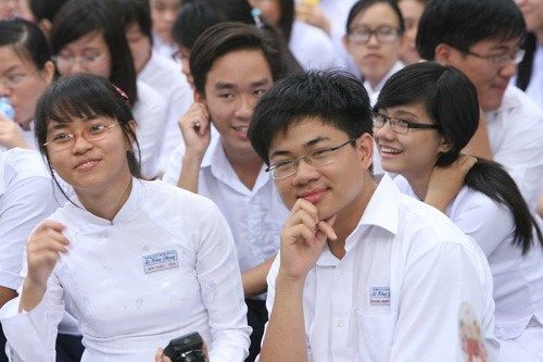 Lưu ý điểm sàn xét tuyển của từng trường trước khi nộp hồ sơ