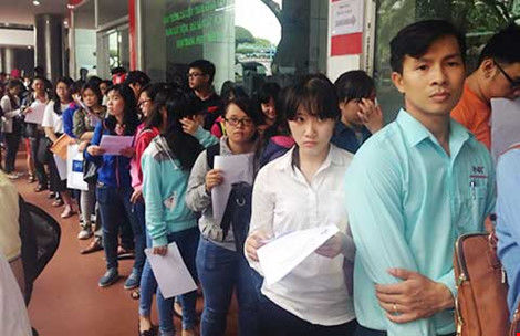 Chọn trường tốp trên hay tốp giữa?