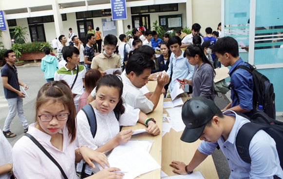 Tuyển sinh ĐH CĐ 2016: Vẫn nóng ở khối trường top trên