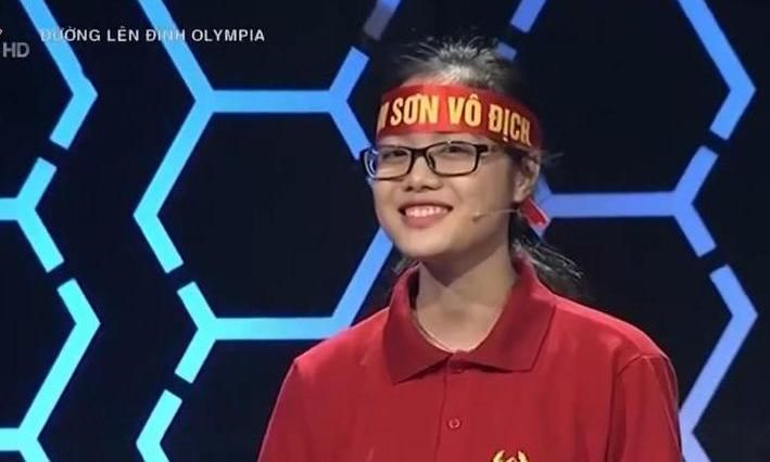 Nữ sinh gây bão Đường lên đỉnh Olympia trúng tuyển ĐH Ngoại thương