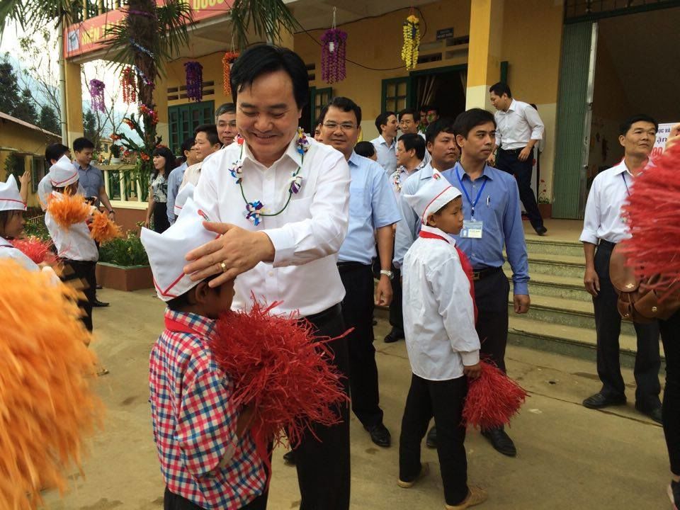 Không đổi mới giáo dục ào ào