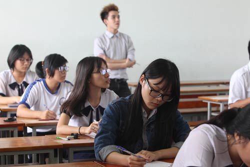 Tăng phần kiểm tra năng lực và tuyển thẳng