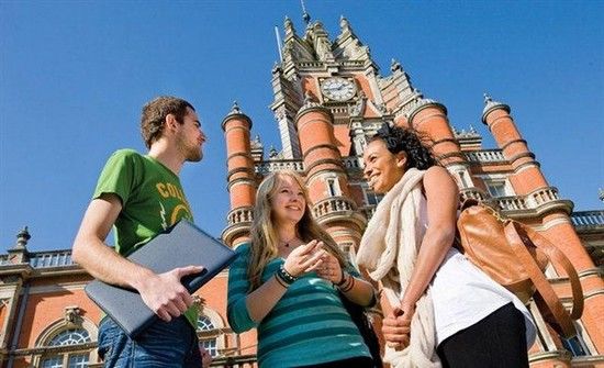 Làm sao để du học Anh vừa học vừa làm thuận lợi?