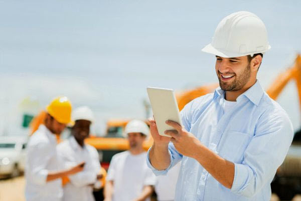 Du học sinh ngành Kỹ thuật sau tốt nghiệp nên chọn công việc nào?