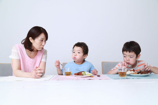 Học cách dạy kỹ năng sống cho trẻ em của người Nhật