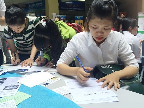 Nhiều trường đại học chẻ ngành mới thu hút thí sinh