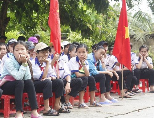 225 học sinh khá, giỏi không được khen thưởng