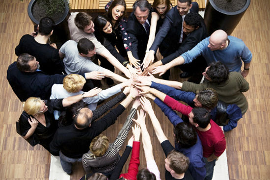 Bạn nên làm gì để hòa hợp hơn trong tập thể