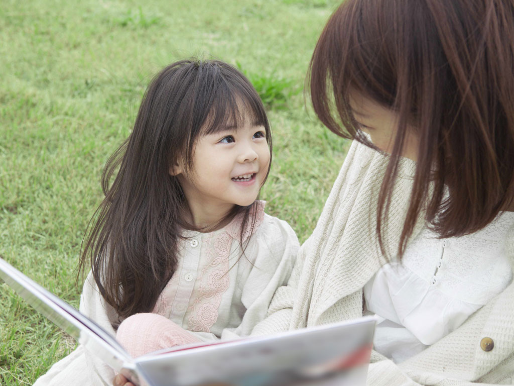 Những việc ba mẹ tuyệt đối không nên ép trẻ làm