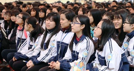 Điểm chuẩn chính thức vào lớp 10 chuyên THPT Phan Bội Châu, Nghệ An